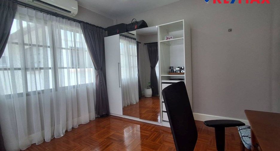 For sale 2 ベッドルーム house in East Pattaya, Pattaya