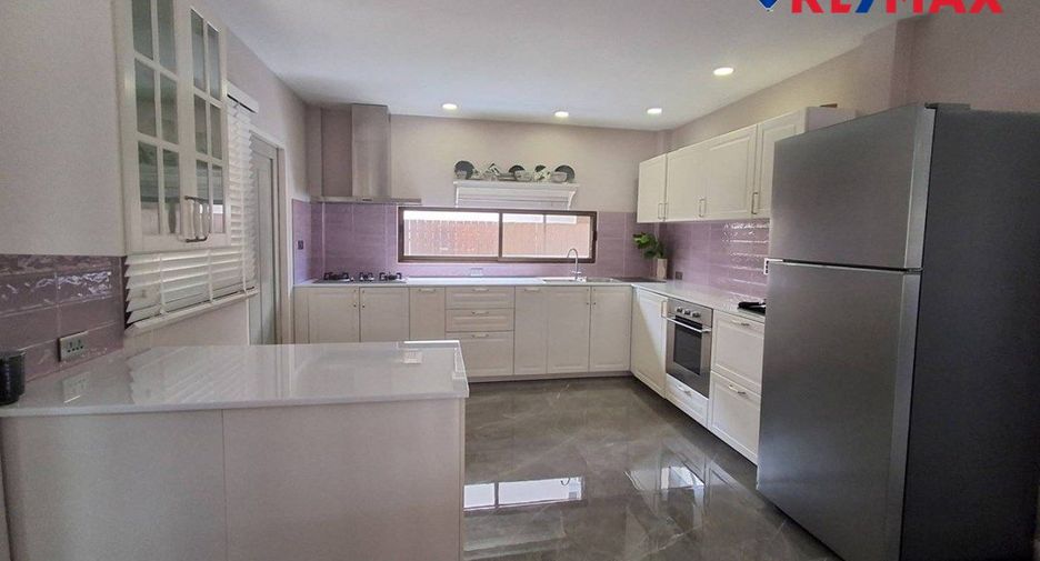 For sale 2 ベッドルーム house in East Pattaya, Pattaya