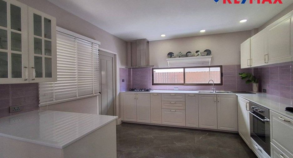 For sale 2 ベッドルーム house in East Pattaya, Pattaya
