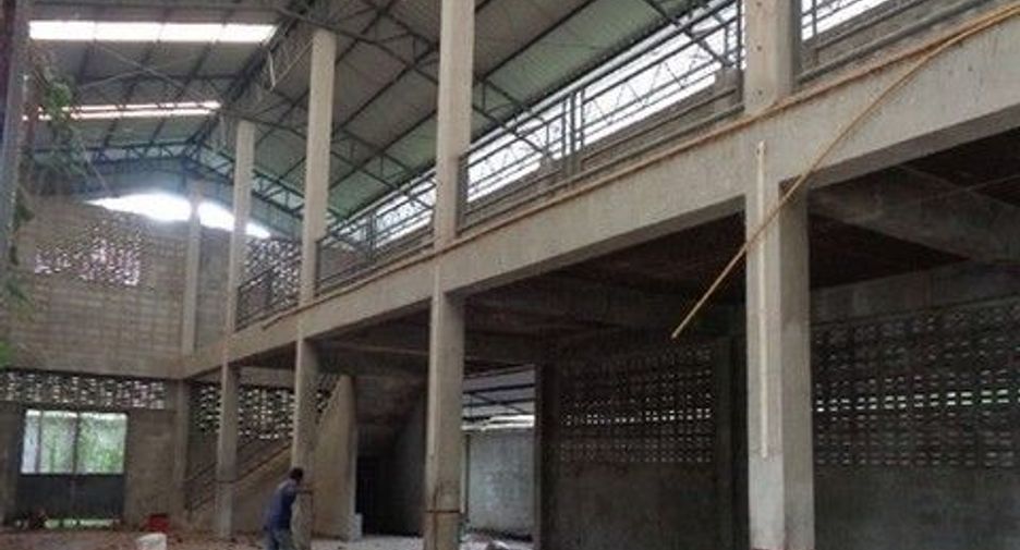 Almacén en venta de 1 habitaciones en Kaeng Krachan, Phetchaburi