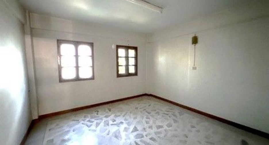 Local comercial en venta de 1 habitaciones en Kaeng Krachan, Phetchaburi