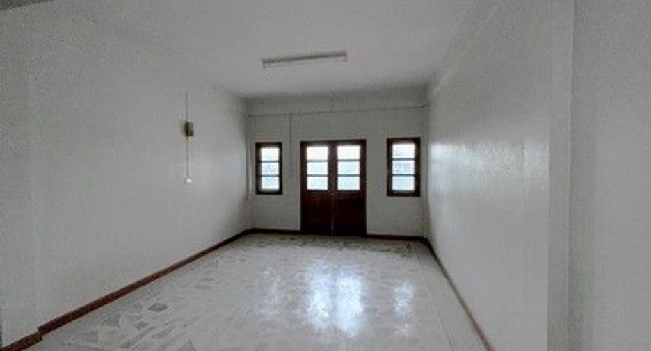 Local comercial en venta de 1 habitaciones en Kaeng Krachan, Phetchaburi