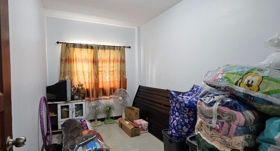 出售 3 卧室 联排别墅 在 Mueang Chon Buri, Chon Buri