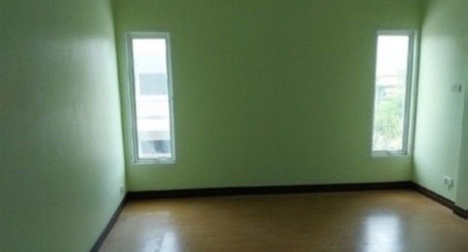Casa adosada en venta de 1 habitaciones en Kaeng Krachan, Phetchaburi