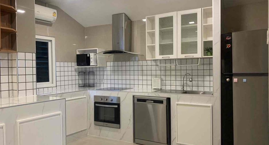 Villa en alquiler de 3 habitaciones en East Pattaya, Pattaya