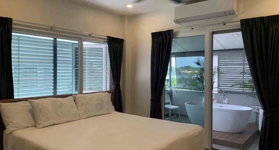 Villa en alquiler de 3 habitaciones en East Pattaya, Pattaya