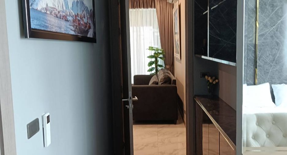 For rent and for sale 4 bedrooms house in Huay Yai, Pattaya