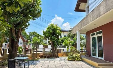 For sale 4 bedrooms house in Mueang Chiang Mai, Chiang Mai