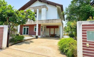 For sale 4 bedrooms house in Mueang Chiang Mai, Chiang Mai