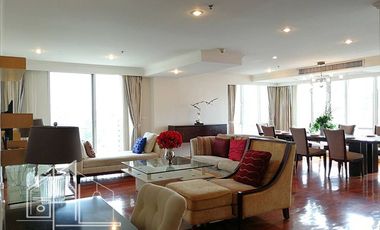 For rent 3 bedrooms apartment in Watthana, Bangkok