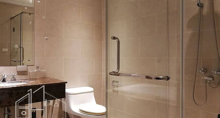 For rent and for sale 3 bedrooms condo in Watthana, Bangkok