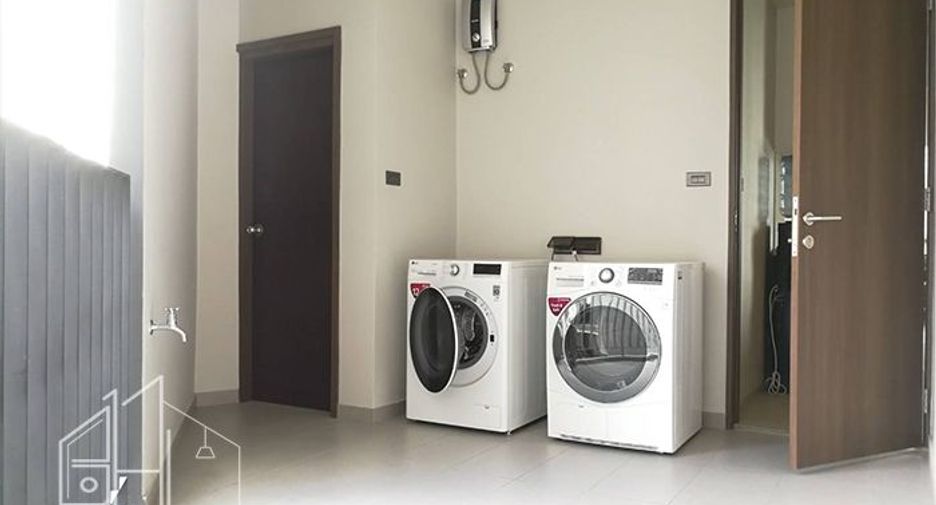 ให้เช่า 3 ห้องนอน คอนโด ใน คลองเตย, กรุงเทพฯ