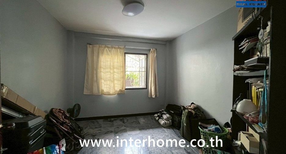 Продажа 3 спальни дом в Буенг Кум, Бангкок
