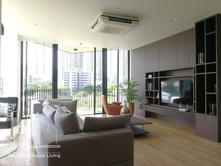 For rent 3 bedrooms apartment in Khlong Toei, Bangkok