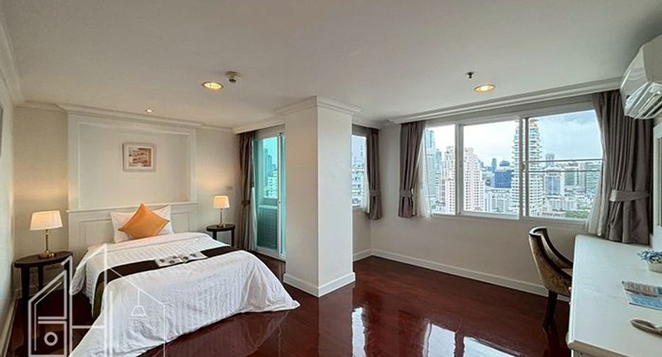 Condo en alquiler de 4 habitaciones en Watthana, Bangkok