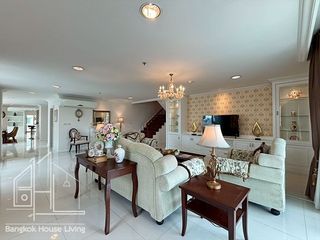 For rent 4 bedrooms condo in Watthana, Bangkok