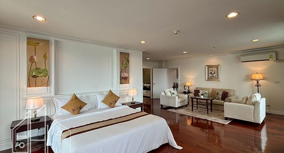 Condo en alquiler de 4 habitaciones en Watthana, Bangkok
