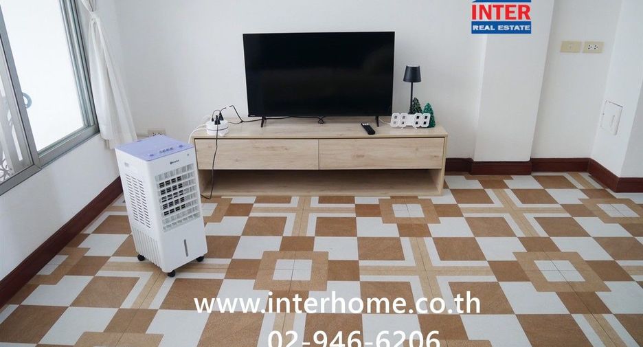 For sale 3 ベッドルーム townhouse in Prawet, Bangkok