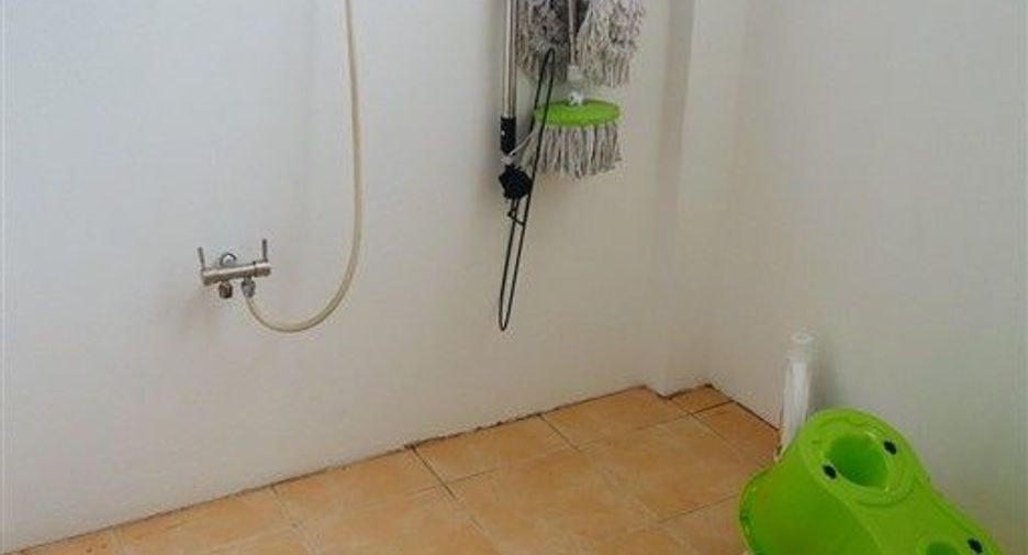 For sale 3 ベッドルーム townhouse in Prawet, Bangkok