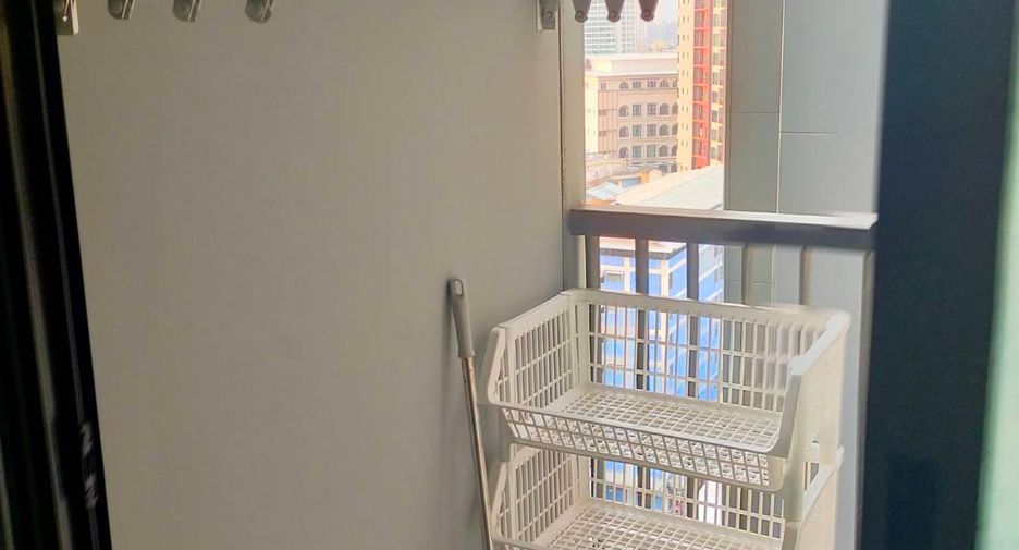 For rent 1 bed condo in Khlong Toei, Bangkok