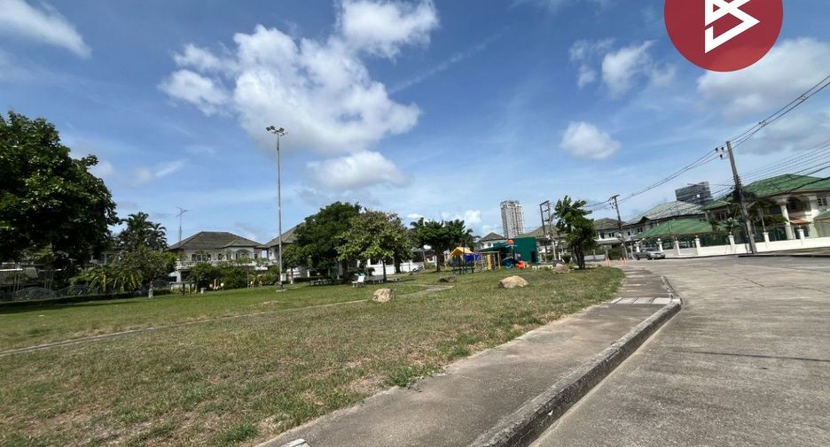 出售 4 卧室 独立屋 在 Mueang Chon Buri, Chon Buri