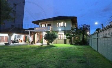 Haus zum Kauf mit 4 Zimmer in Chatuchak, Bangkok
