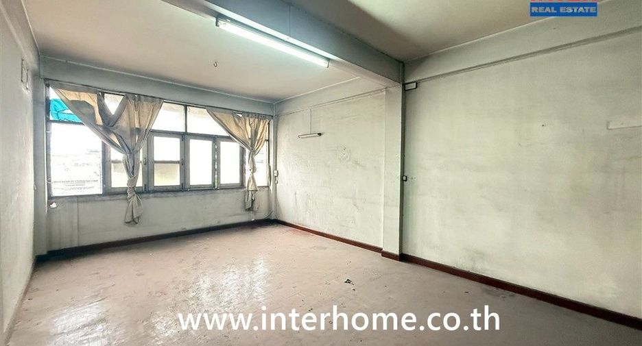 For sale 4 ベッドルーム retail Space in Bang Sue, Bangkok