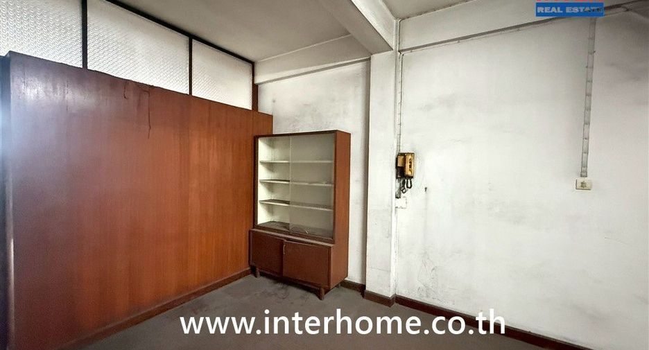For sale 4 ベッドルーム retail Space in Bang Sue, Bangkok
