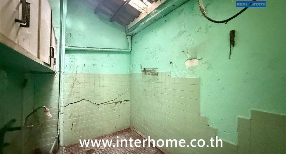 For sale 4 ベッドルーム retail Space in Bang Sue, Bangkok