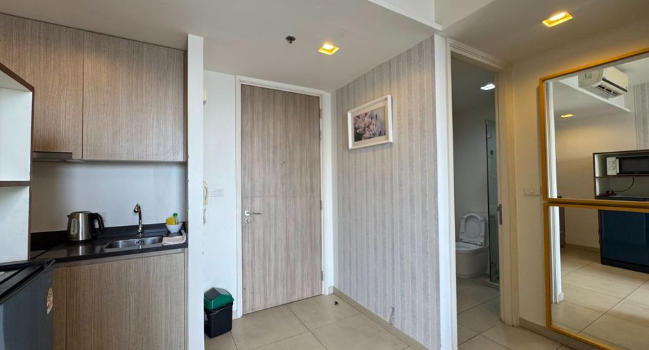 For rent and for sale 1 bed condo in Pratumnak, Pattaya