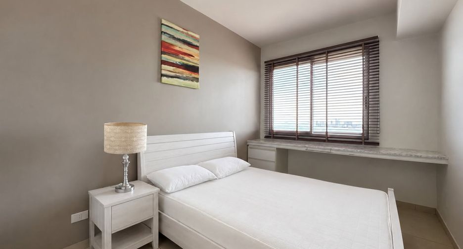 For rent and for sale 1 bed condo in Pratumnak, Pattaya