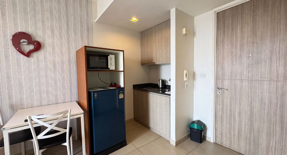 For rent and for sale 1 bed condo in Pratumnak, Pattaya