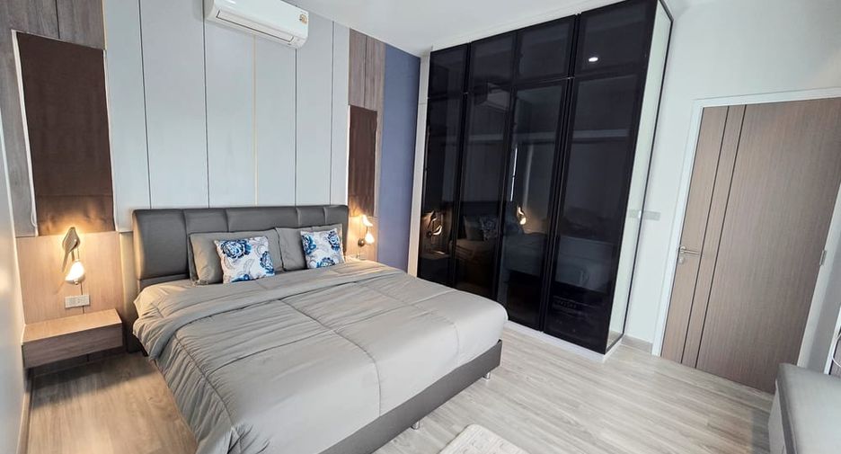 À louer 4 chambres villa à East Pattaya, Pattaya