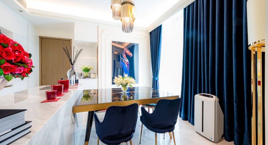 À louer et à vendre 2 chambres condo à Watthana, Bangkok