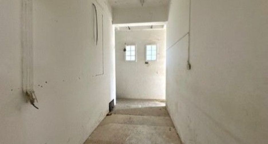 À vendre 1 chambre bureau à Kaeng Krachan, Phetchaburi