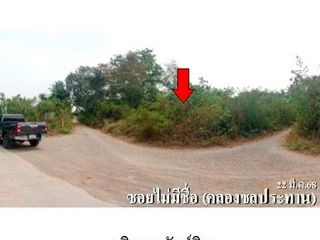 À vendre 1 chambre bureau à Kaeng Krachan, Phetchaburi