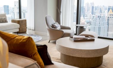 Condo en alquiler y en venta de 3 habitaciones en Sathon, Bangkok