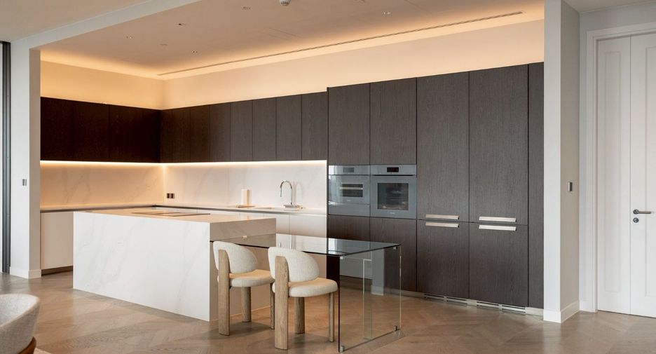 For rent and for sale 3 bedrooms condo in Sathon, Bangkok