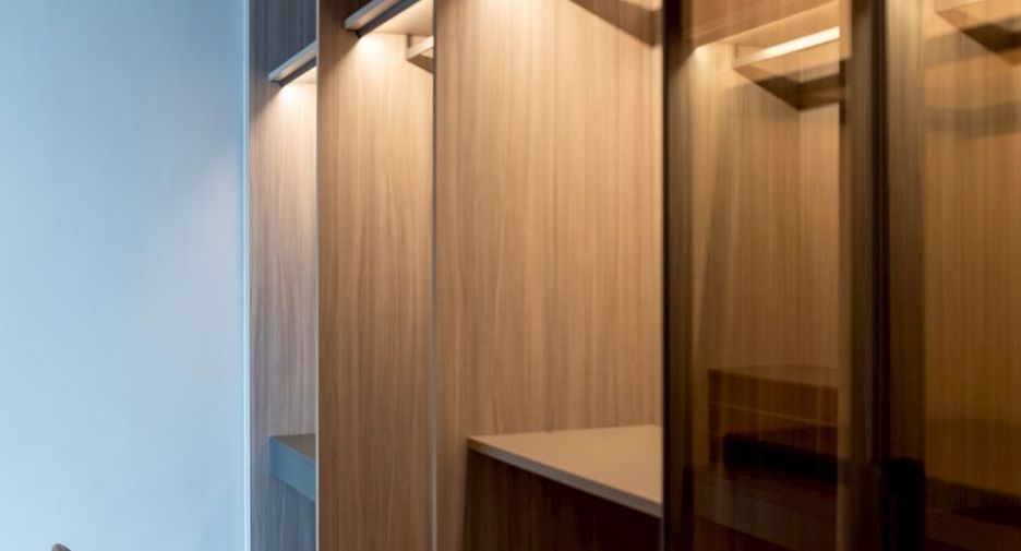 For rent and for sale 3 bedrooms condo in Sathon, Bangkok