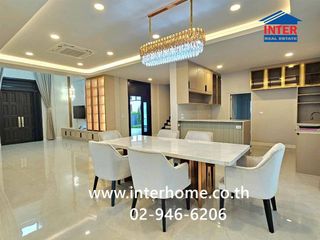 For sale 4 bedrooms house in Khlong Sam Wa, Bangkok
