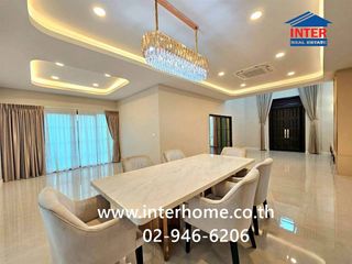 For sale 4 bedrooms house in Khlong Sam Wa, Bangkok