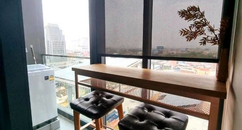 For rent 1 bed condo in Pathum Wan, Bangkok
