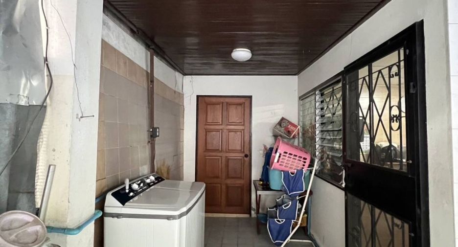 出售 3 卧室 独立屋 在 Sai Mai, 曼谷