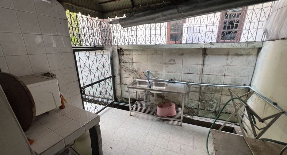 出售 3 卧室 独立屋 在 Sai Mai, 曼谷