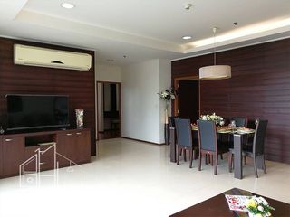 À louer 3 chambres condo à Watthana, Bangkok