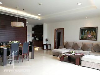 À louer 3 chambres condo à Watthana, Bangkok