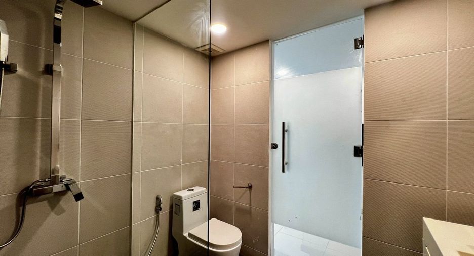 À louer studio condo à North Pattaya, Pattaya