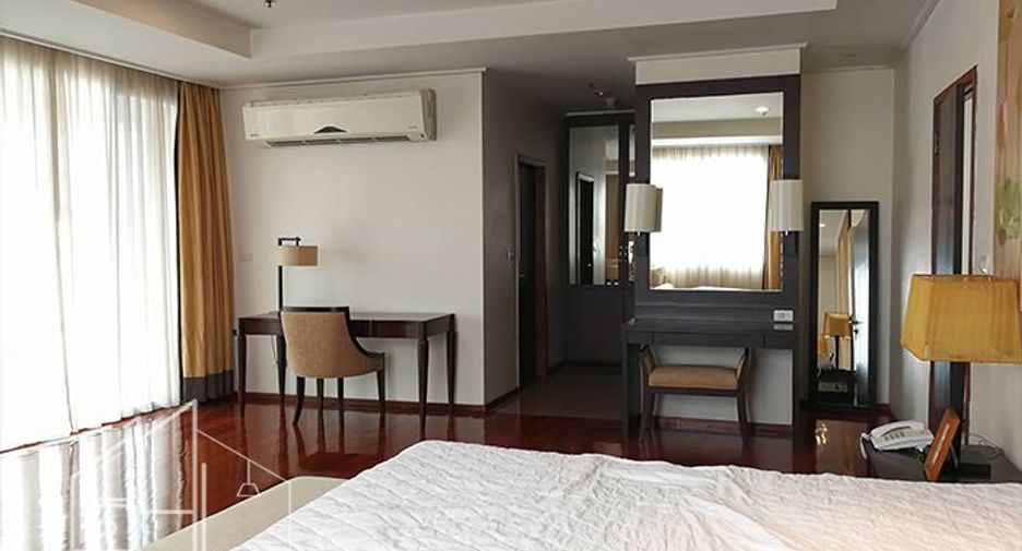 À louer 3 chambres appartement à Watthana, Bangkok