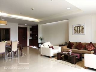 For rent 3 bedrooms condo in Watthana, Bangkok