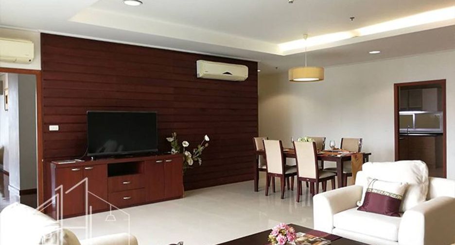 For rent 3 bedrooms condo in Watthana, Bangkok
